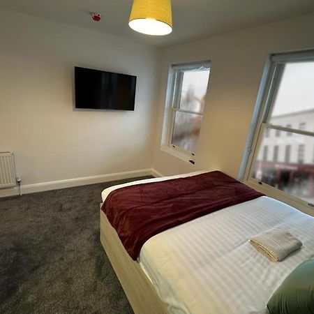 Mary Mullen'S Rooms Eyre Square. Galway Exterior foto