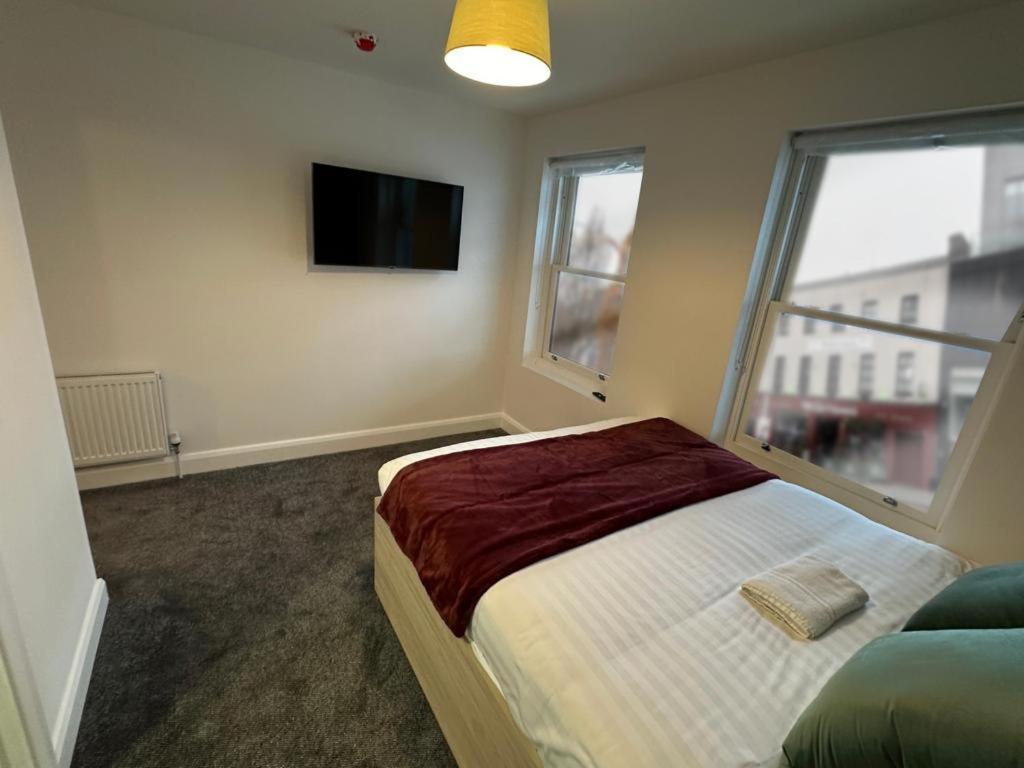 Mary Mullen'S Rooms Eyre Square. Galway Exterior foto